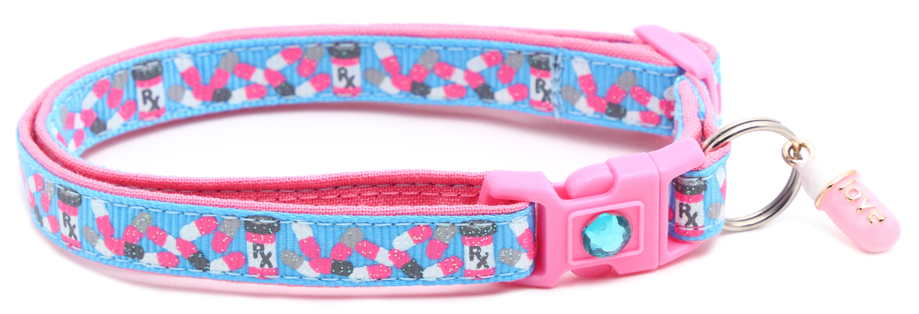 Handmade Pills Breakaway Cat Collar in reinforced cotton with adjustable sizes and breakaway clip for safety.